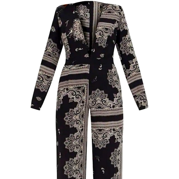 PrettyLittleThing Pants - PrettyLittleThing Scarf Print Plunge Jumpsuit NWT
